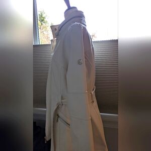 NWOT Micheal Kors Cream Jacket with Belt